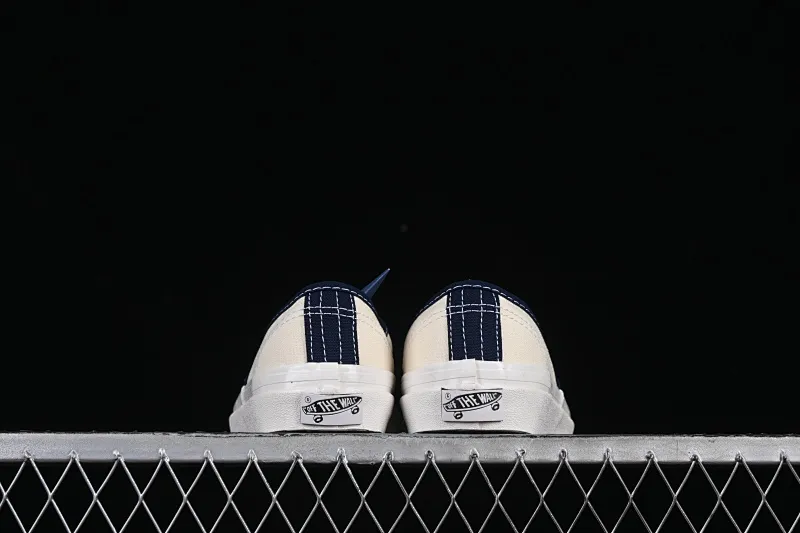 All categories Vans Vans series Vans Low Vans low-top Vans Authentic Reissue 44 Vans official high-end branch low-top casual sneakers VN000CQACIE